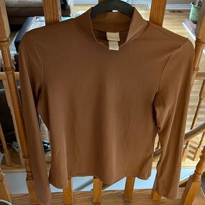 H&M Brown Turtleneck